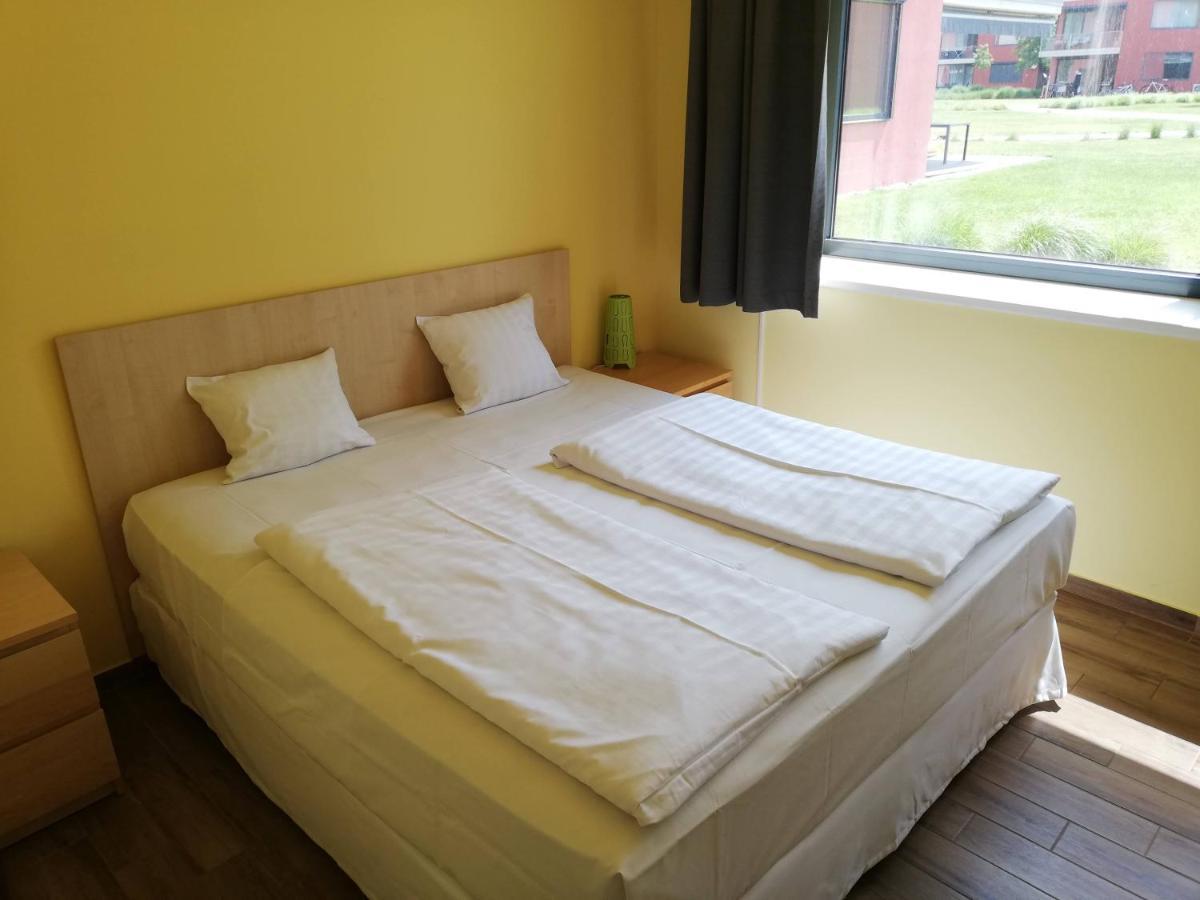 Soleil Apartmanok Balatonlelle Exteriör bild
