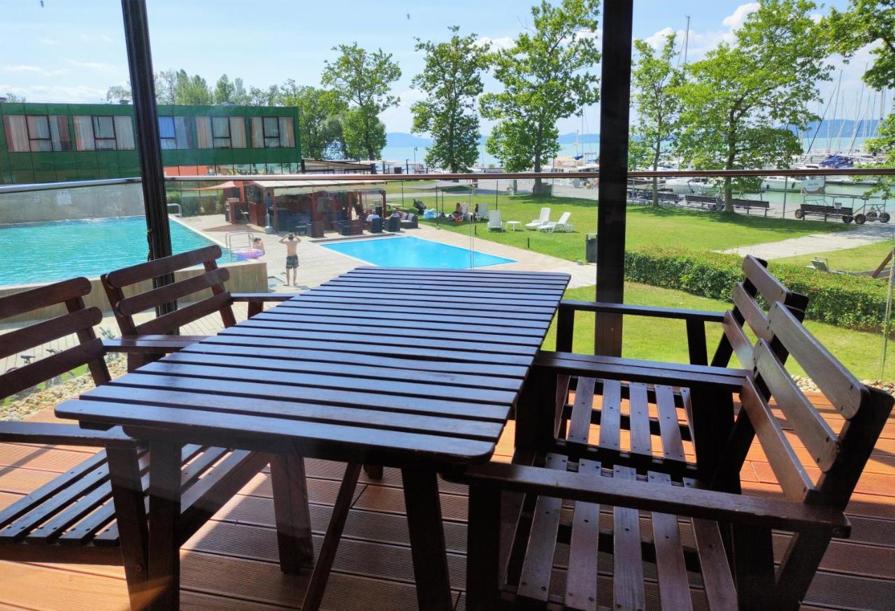 Soleil Apartmanok Balatonlelle Exteriör bild